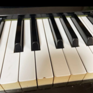 【YAMAHA】　ヤマハ　アップライトピアノ　U2C 消音ペダル付