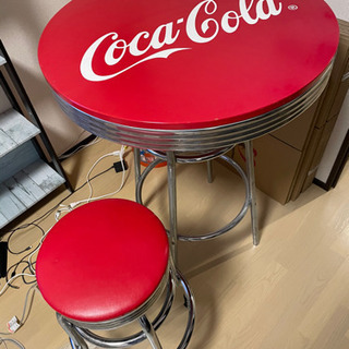 コカコーラのハイテーブルと椅子