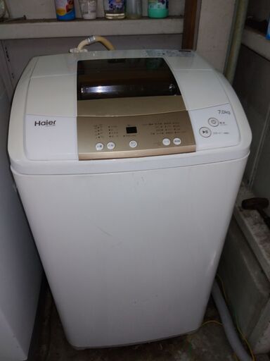格安中古短期使用　全自動洗濯機　７ｋｇ　ハイアールＪＷ－ｋ７０Ｍ　白　２０１７年　ステンレス槽、風乾燥機能付き、ベルト新品交換済み。使用感少