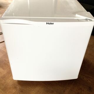 Haier ハイアール 小型冷蔵庫 40L 右開き JR-N40...