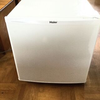 【ネット決済・配送可】Haier ハイアール 1ドア冷蔵庫 40...