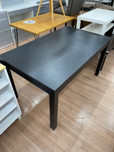 伸長式ダイニングテーブル IKEA ビュースタ(24990円)自社配送時代引き可(現金、クレジット、スマホ決済対応)