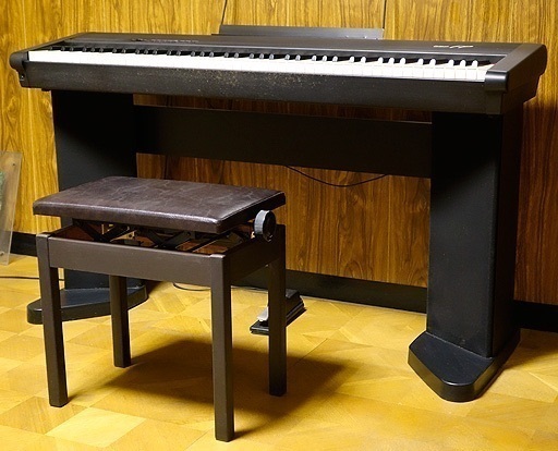 福岡発　Roland電子ピアノ 訳あり品 ローランド Roland 電子ピアノ 88鍵盤 LX5GP KR (KURO) 足台