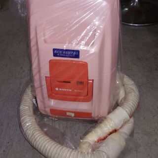 格安中古　家庭用電気掃除機　ピンク、ＳＡＮＹＯ　ｓｃ－５０５　ク...