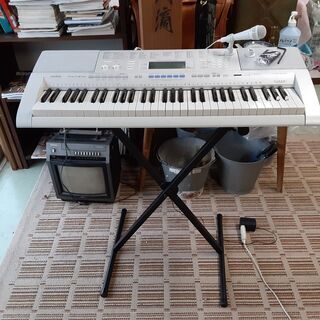 カシオ 電子ピアノ キーボード 61鍵盤 LK-205 スタンド...