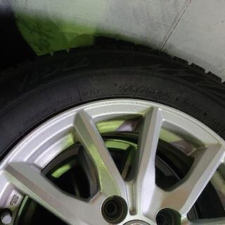 ブリジストンVRX2 175/70R14スタットレスタイヤ。