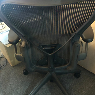 アーロンチェア ハーマンミラー(Herman Miller) 