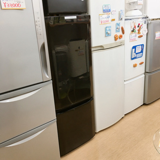 MITSUBISHI✨168L 2ドア冷蔵庫✨MR-P17Y-B　2015年製✨冷蔵室4段たっぷり収納✨動作確認済み✨中古品