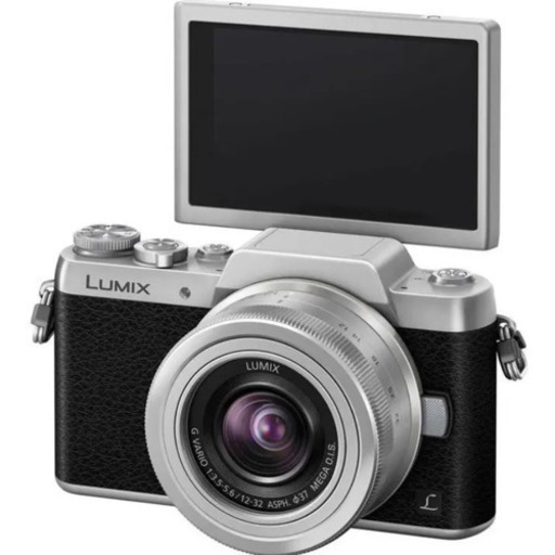 【ミラーレスカメラ】Panasonic Lumix 売ります！