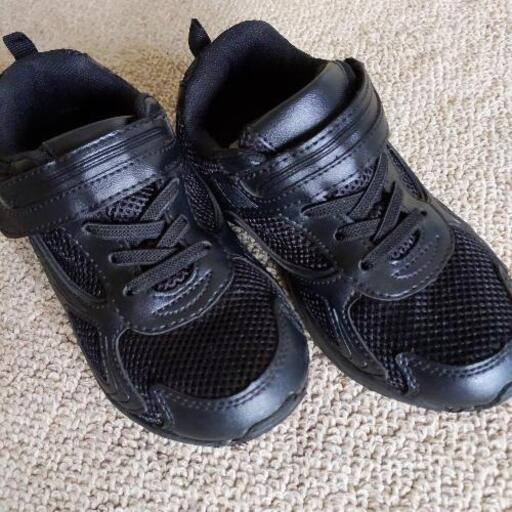 キッズスニーカー19cm パンダねこ 黒石のキッズ用品 子供用シューズ の中古あげます 譲ります ジモティーで不用品の処分 キッズスニーカー19cm パンダねこ 黒石のキッズ用品 子供用シューズ の中古あげます 譲ります ジモティーで不用品の処分