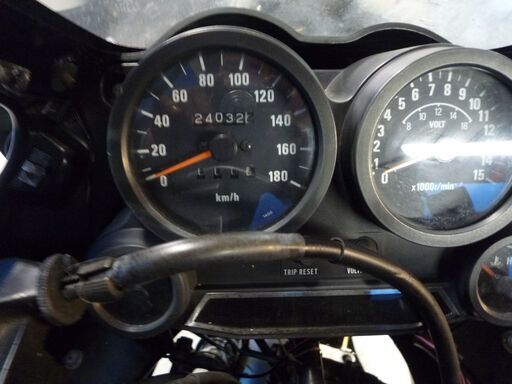 KAWASAKI GPZ400R 黒 車検残R3/9月 名変で乗れます 格安配送