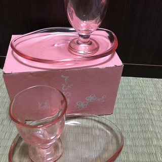 ピンクの可愛い冷酒グラス