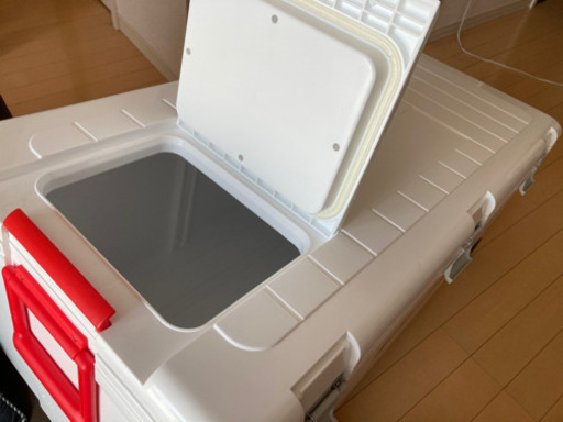 大型クーラーＢＯＸ［取引き中］
