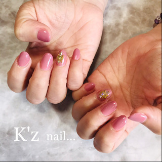 ９月まで❣️ワンカラー＋2本ストーン付きネイル💅¥2500オフ込...