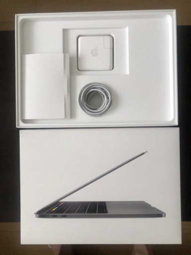【値下げ】【美品】2020年5月購入　MacBook pro 13inch