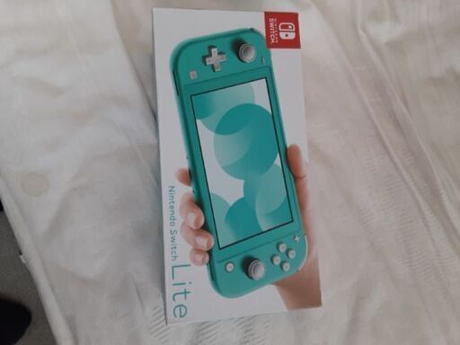 ニンテンドースイッチライト本体あつ森、オクトパストラベラー
