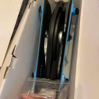Tacx NEO2 新品(3ヶ月保証)