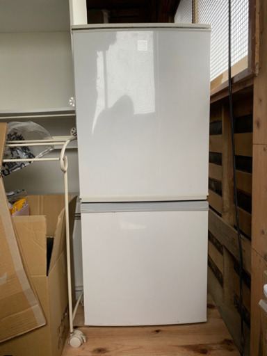シャープ 冷蔵庫  137L