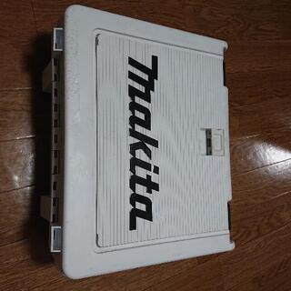 マキタ インパクトドライバー 18v