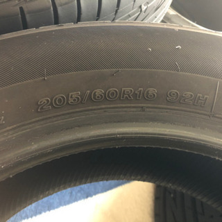 【ネット決済】ほぼ未使用　205/60R16 92H PlayzRV