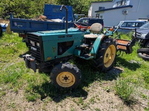 値下げシバウラトラクター4 WD ディーゼル