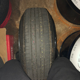 15インチ  8J 165/55r15  引っ張り
