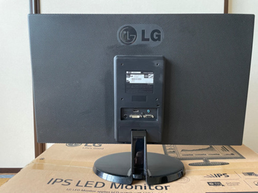 [値段交渉可能] パソコン　モニター　大型　27インチ　ディスプレイ　韓国　LG