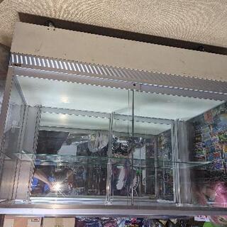ガラス　ショーケース