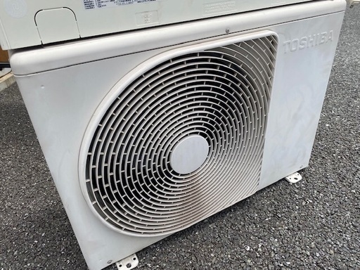 北九州市近郊取付工賃込み　エアコン　東芝　12畳タイプ　2012年