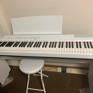 電子ピアノ（イスは含めず）