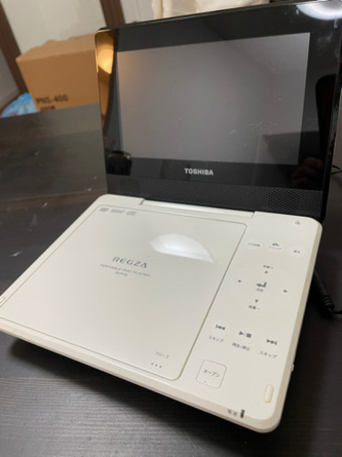【受け渡し者決定しました】TOSHIBA ポータブルDVDプレーヤー