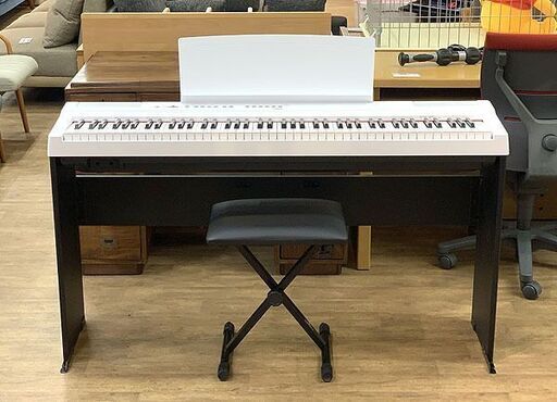 【値下げ！！】　(Y)北大前! 札幌 引取  美品!! YAMAHA/ヤマハ Pシリーズ 電子ピアノ 88鍵盤 2020年製 P-125WH 専用スタンド、椅子付き ホワイト