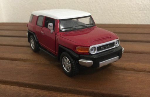 TOYOTA  トヨタ　FJクルーザー　ミニカー　中サイズ