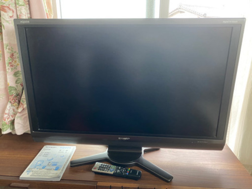 シャープ　液晶テレビ　AQUOS 2010年モデル