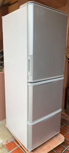 【値下げしました】冷凍冷蔵庫 両開き SHARP SJ-W352E 2019 説明書 掃除済み シルバー