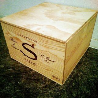 ⭐  高級シャンパンの木箱 ①  ⭐