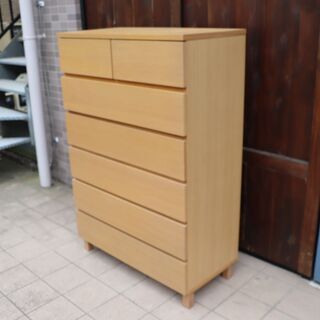オーク材を使用した無印良品(MUJI)の木製6段ワイドチェストです オーク材を使用した無印良品(MUJI)の木製6段ワイドチェストです