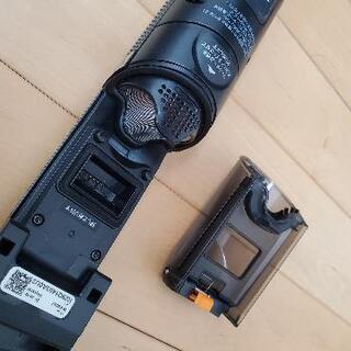 シャーク 充電式ハンディクリーナー  +アクセサリーパックセット(期間限定価格)