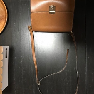 茶色い鞄