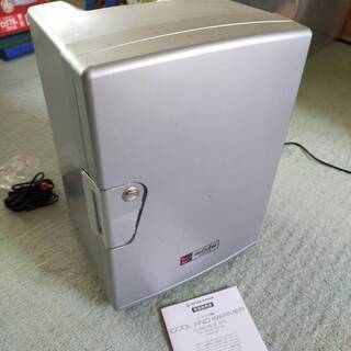 ポータブル　冷蔵庫　温蔵庫　車載　ACDC対応　中古　稼働品