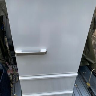 AQUA ノンフロン冷凍冷蔵庫 AQR-27J(W) 3ドア 272L 2020年製 売ります