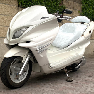 新 1番人気‼︎【YAMAHA マジェスティ】オールホワイトフルカスタム