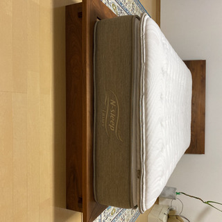 マットレス　ニトリラグジュアリー