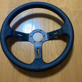ステアリングメーカー不明ナルディ風 みかん 二十四軒の車のパーツの中古あげます 譲ります ジモティーで不用品の処分