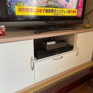 白×ベージュTVボード