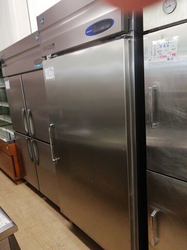 牛乳保管庫（冷蔵庫）　業務用　中古　ホシザキ　900　200ｖ　１枚扉　冷蔵庫
