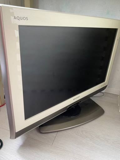 SHARP 26型BDレコーダー内蔵液晶カラーテレビ　LC26DV7
