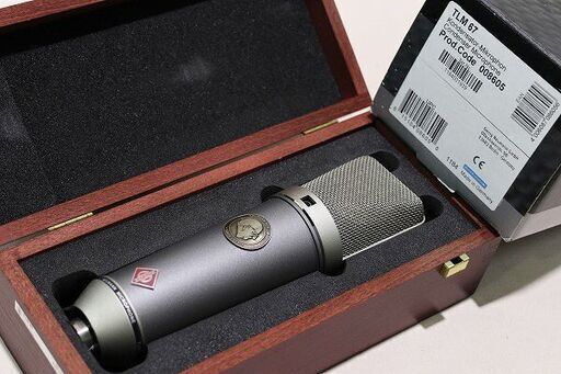 【苫小牧バナナ】良品 NEUMANN/ノイマン TLM67 コンデンサーマイク＆EA87 ショックマウントホルダー/ラージ ダイアフラム シリアル入/木製ケース付