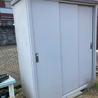 ☆ ヨド物置 エスモ 1607 3枚扉 幅165cm 中古品 解体済み ☆