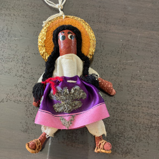 メキシコみやげの民芸衣装の人形